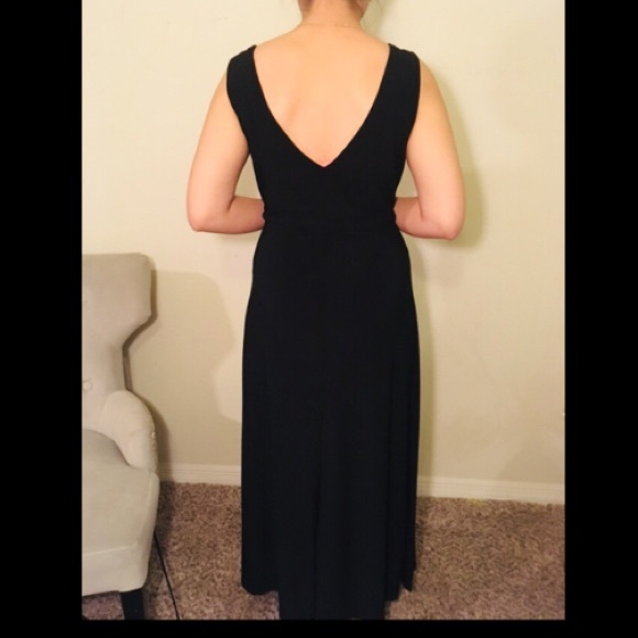 Formal maxi dress by Scarlett nite - Picture 2 of 8